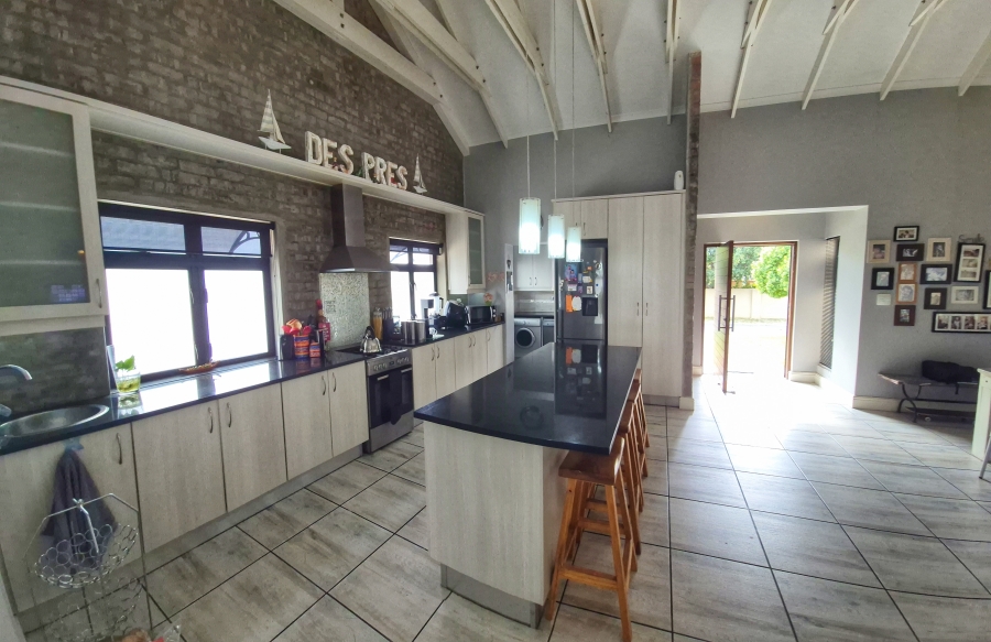 3 Bedroom Property for Sale in Paryskloof Western Cape